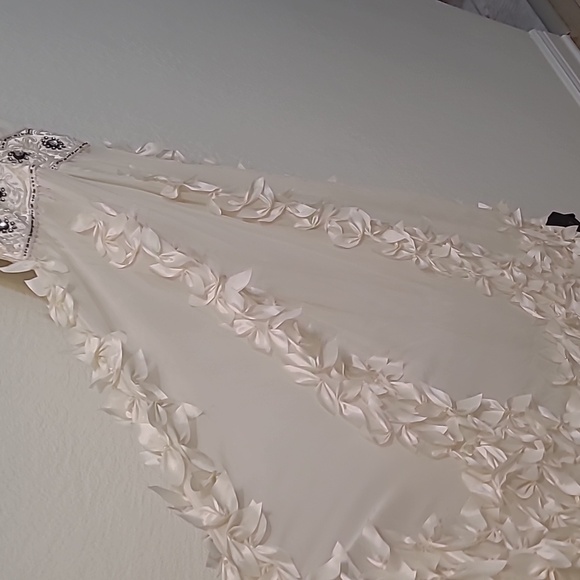 Sue Wong Nocturne Silk Dress Elegant Cream Floral Dress Wedding Party Size 10 - Picture 6 of 15